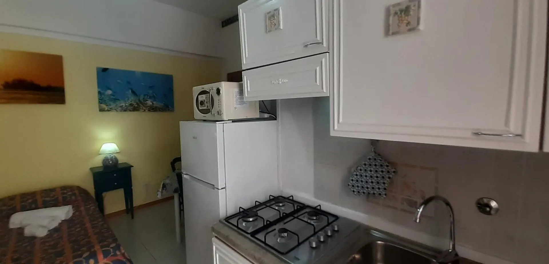 Case Nta Praya Canneto  0*, Canneto (Lipari)